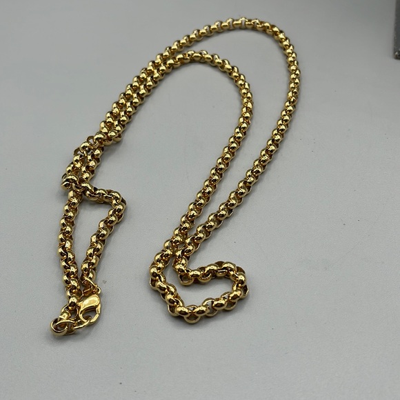 Monet Jewelry - Big bold gold Monet chain